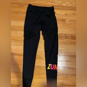 Never worn zumba leggings ! Size S